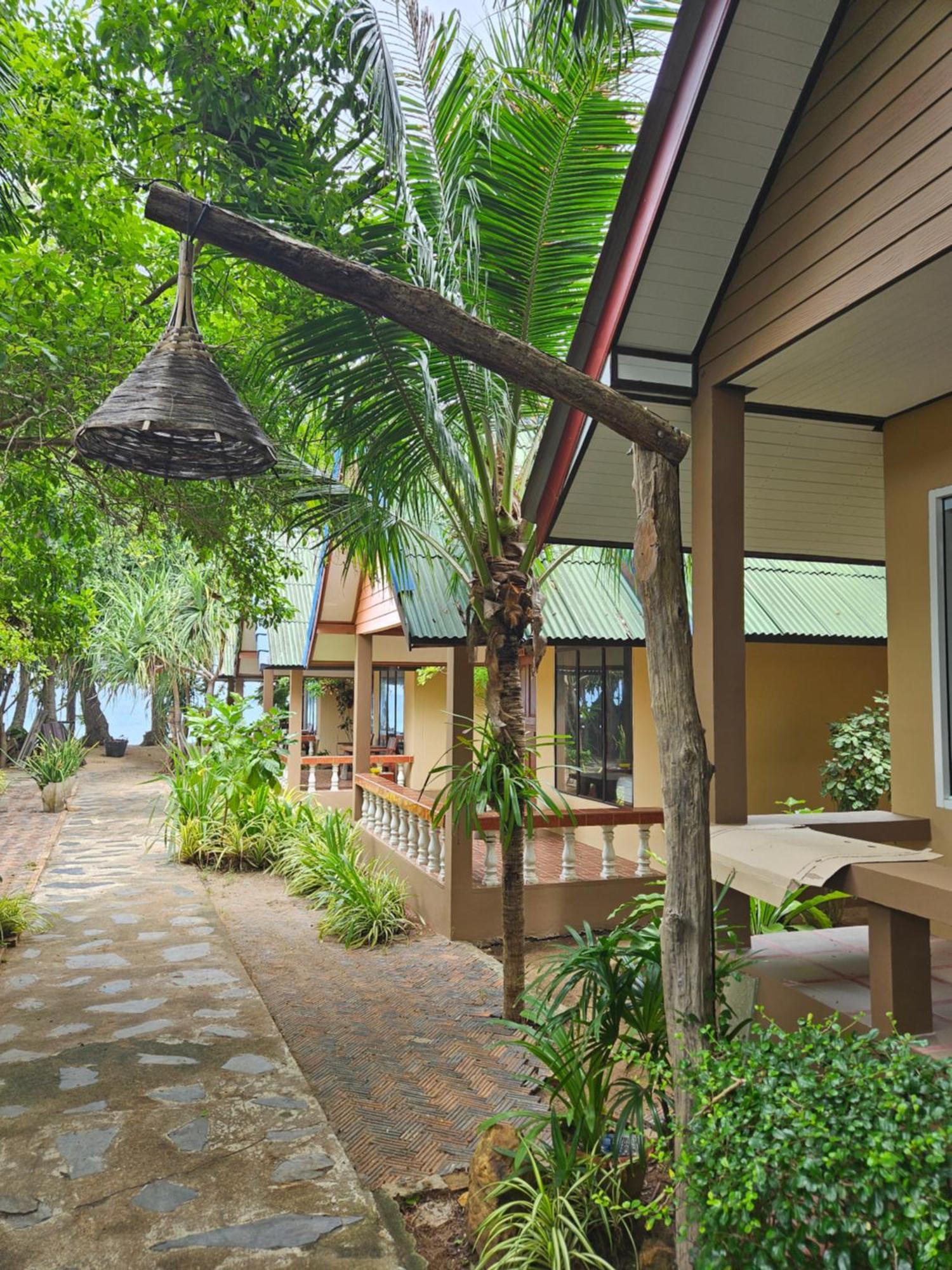 Lanta Riviera Beach Resort Koh Lanta Exterior photo